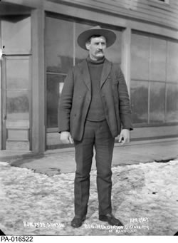 [ Bob Henderson, Discoverer of the Klondike ]